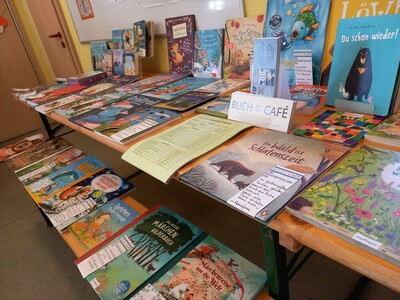 Bücherausstellung vom Buch Cafe aus Pfreimd